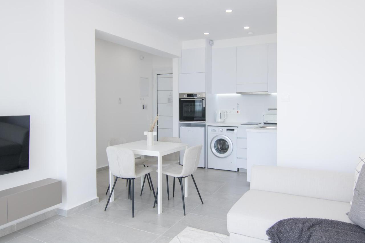 Phaedrus Living Seaview Modern Flat Limnaria 134 Paphos Exterior foto