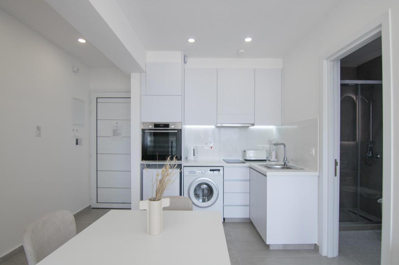 Phaedrus Living Seaview Modern Flat Limnaria 134 Paphos Exterior foto